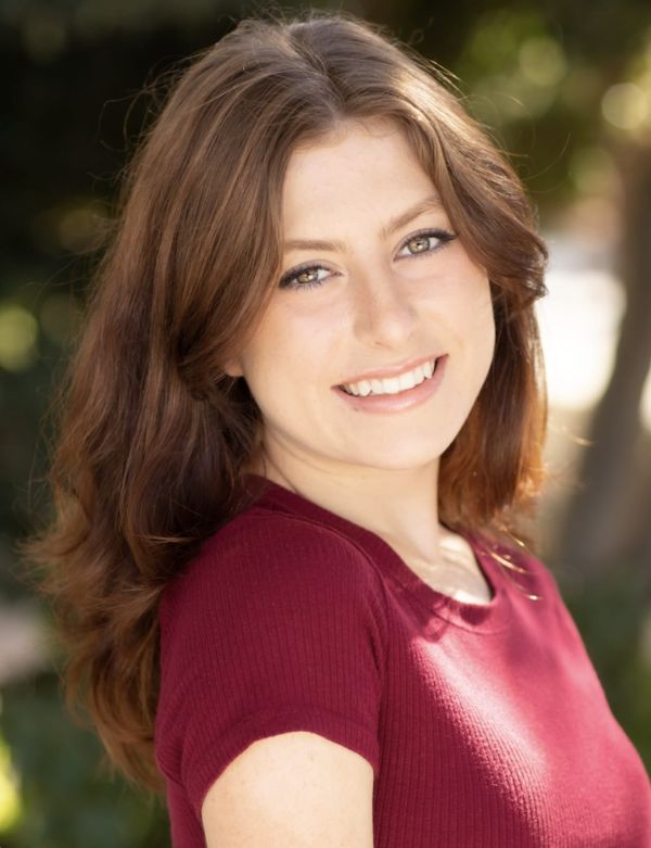 Madison W., Characters.io performer in Chicago